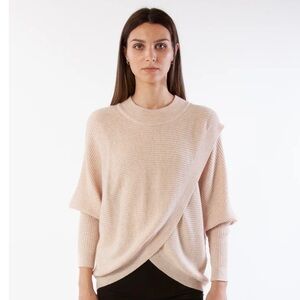 $98 Kerisma Bajou top in ecru -Size Small